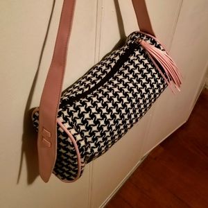 Sondra Roberts Houndstooth Shoulder Bag